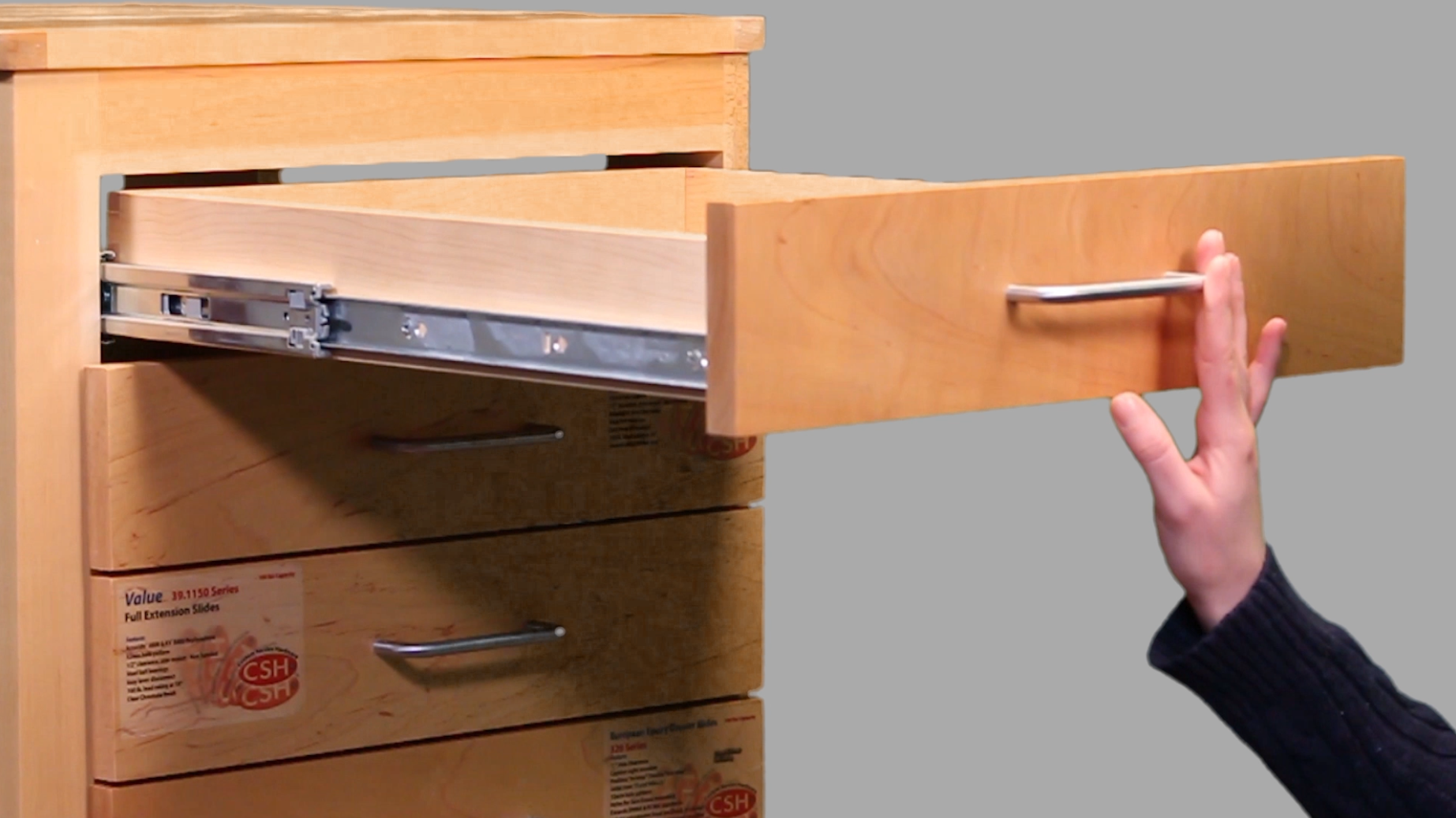 Builders Show How To Choose The Right Cabinet Drawer Slide