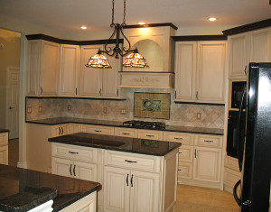 kitchen with moulding