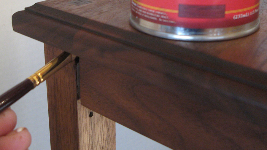 fill gaps with liquid oil-based paint